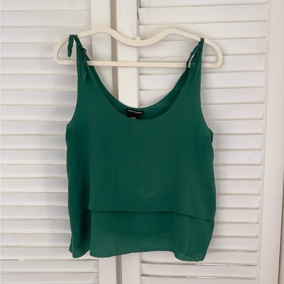 Club Monaco 100% Silk Scalloped Green Sleeveless Camisole - Picture 1 of 6